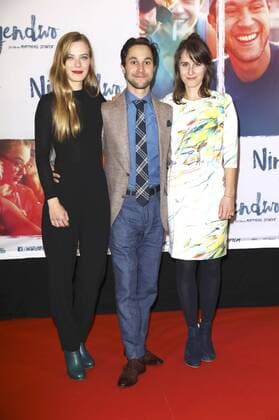 Saskia Rosendahl, Ludwig Trepte und Amelie Kiefer bei der Premiere des Kinofilms Nirgendwo im Cubix Kino. Berlin, 17.10.2016 Foto:xS.xGabschx xFuturexImage