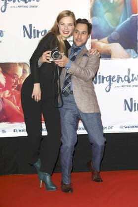 Saskia Rosendahl und Ludwig Trepte bei der Premiere des Kinofilms Nirgendwo im Cubix Kino. Berlin, 17.10.2016 Foto:xS.xGabschx xFuturexImage