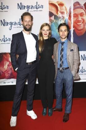 Matthias Starte, Saskia Rosendahl und Ludwig Trepte bei der Premiere des Kinofilms Nirgendwo im Cubix Kino. Berlin, 17.10.2016 Foto:xS.xGabschx xFuturexImage