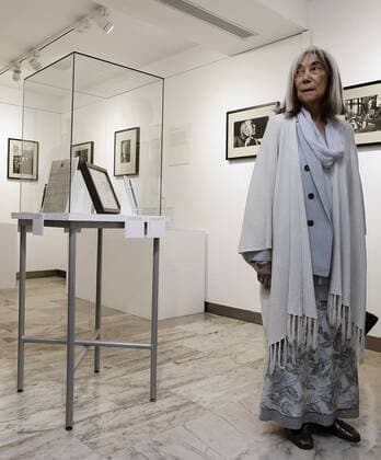 Maria Kodama, the widow of Argentinian writer Jorge Luis Borges, poses during the inauguration of the exhibition Infinite Borges, 30 years. Collection of the Writer s Museum at Fundacion Cajasol cultural center in Seville, Andalusia, southern Spain, 18 October 2016. The exhibition gathers some 300 exhibits from Borges museum located in Madrid and will be opened until 20 November. EXHIBITION ON BORGES IN SEVILLE !ACHTUNG: NUR REDAKTIONELLE NUTZUNG!  20161018-636123934330568165