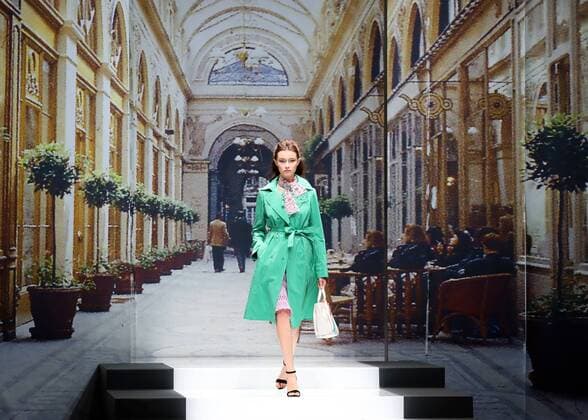 October 18, 2016, Tokyo, Japan - A model displays a creation of Japanese designer Yuki Torii at her 2017 spring summer collection in Tokyo as a part of Japan Fashion Week on Tuesday, October 18, 2016.  (lwxa005498)