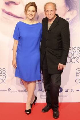 Martina Gedeck und Ulrich Tukur bei der Premiere des Kinoflms Gleißendes Glück im Holi Kino. Hamburg, 18.10.2016 Foto:xgbrcix xFuturexImage