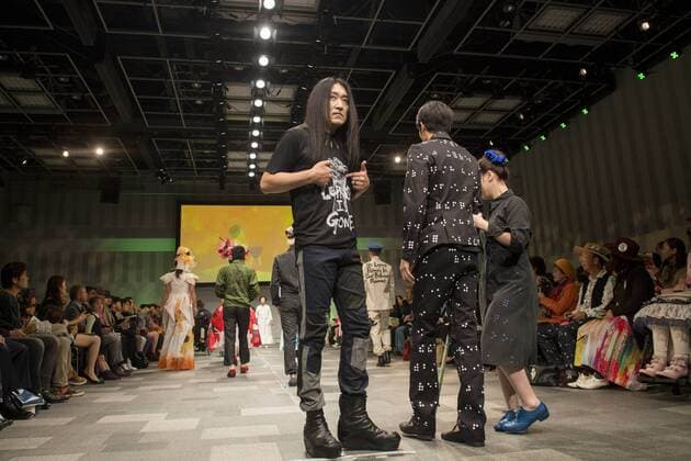 October 19, 2016 - Tokyo, Tokyo, Japan - A model presents a creation by Japanese designer Takafumi Tsuruta for his label Tenbo as part of Fashion Week Tokyo Spring Summer 2017. Tokyo Japan - ZUMAc166 20161019_zap_c166_044