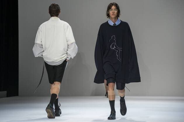October 19, 2016 - Tokyo, Tokyo, Japan - A model presents a creation by designer Takeshi Kitazawa Emiko Sato for brand Dressedundressed as part of Fashion Week Tokyo Spring Summer 2017. Tokyo Japan - ZUMAc166 20161019_zap_c166_055