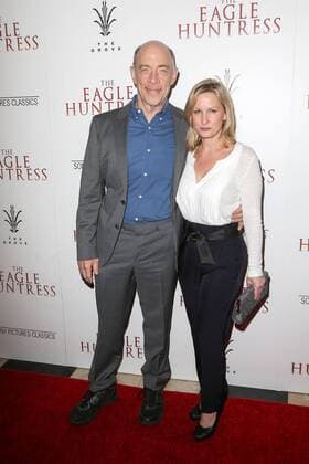 J.K. Simmons und seine Ehefrau Michelle Schumacher bei der The Eagle Huntress Film Premiere am 18.10.2016 in Los Angeles The Eagle Huntress Film Premiere in Los Angeles, 2016 