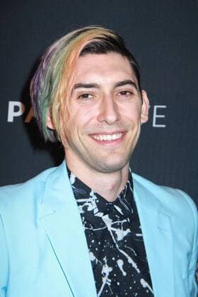 Max Landis bei der Premiere der TV Serie Dirk Gently s Holistic Detective Agency am 19.10.2016 in Los Angeles 2016 PaleyLive LA - Dirk Gently s Holistic Detective Agency TV Series Premiere Screening & Conversation in Los Angeles 