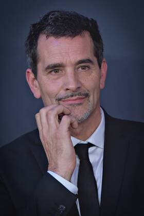 actor Koen De Bouw pictured ahead of the Belgian premiere of Erik Van Looy movie called De Premier in Antwerp kinepolis, Wednesday 19 October 2016.  DAVIDxSTOCKMAN 04961147