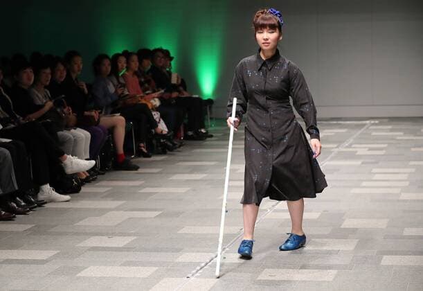 October 19, 2016, Tokyo, Japan - A blind model Masami Matsuda displays creation of Japanese designer Takafumi Tsuruta at the tenbo 2017 spring summer collection as a part of Japan Fashion Week in Tokyo on Wednesday, October 19, 2016.  (lwxa005550)