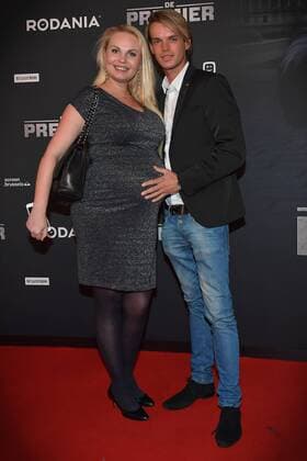 Lesley-Ann Poppe and Kevin Lebreton pictured ahead of the Belgian premiere of Erik Van Looy movie called De Premier in Antwerp kinepolis, Wednesday 19 October 2016.  DAVIDxSTOCKMAN 04961161