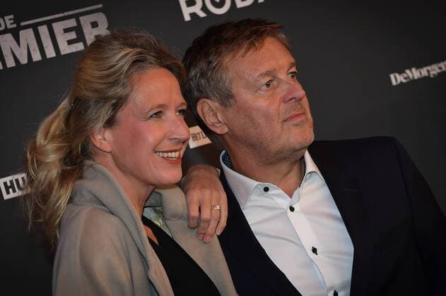 Cath Luyten and Frank Raes pictured ahead of the Belgian premiere of Erik Van Looy movie called De Premier in Antwerp kinepolis, Wednesday 19 October 2016.  DAVIDxSTOCKMAN 04961174