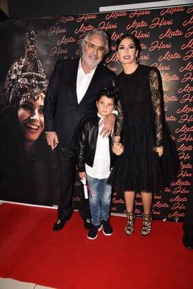 Rome, Adriano Cinema - Film Preview of Mata Hari, In the picture: Flavio Briatore Elisabetta Gregoraci and son Nathan Falco  Copyright: xVincenzoxLandix xIPAx