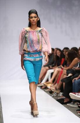 Fashion Week in der Dominikanischen Republik A model presents creations by Haitian designer Michel Chataigne during Dominican Republic Fashion Week in Santo Domingo, Dominican Republic, 19 October 2016. EFE ORLANDO BARRIA Dominican Republic Fashion Week !ACHTUNG: NUR REDAKTIONELLE NUTZUNG!  STO05 20161020-636125387152858758