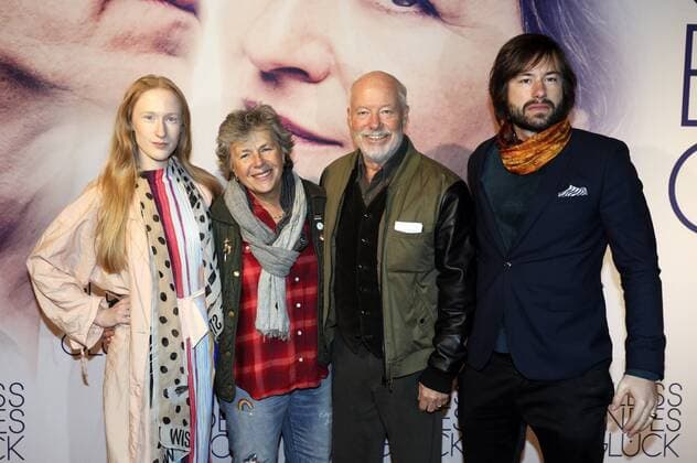 Britta Thie, Bill Mockridge mit Ehefrau Margie Kinsky und Nicholas Mockridge bei der Berlin Premiere Gleißendes Glück im Kino in der Kulturbrauerei. Berlin, 19.10.2016 Foto:xS.xGabschx xFuturexImage