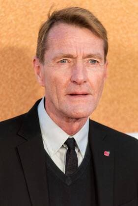 October 20, 2016 - London, London, UK - LEE CHILD attends the European film premiere of Jack Reacher: Never Go Back. London, UK. London UK  - ZUMAl94_ 20161020_zaf_l94_112
