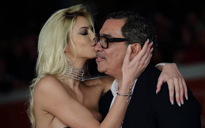 October 20, 2016 - Rome, Italy - RITA ANTONIOU with GUILLERMO MARIOTTO during the Florence Foster Jenkins red carpet at Rome Film Festival 2016. Rome Italy - ZUMAi15_ 20161020_zaf_i15_081