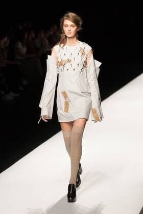 A model on the runway during the Anne Sofie Madsen 2017 spring summer collection show at Amazon Fashion Week Tokyo 2017 S S.  (qdm_AnneSofieMadsen_AFWT17SS_10)