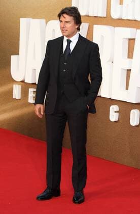 Jack Reacher: Never Go Back European Premiere London, UK. Tom Cruise at Jack Reacher: Never Go Back European Premiere at Cineworld, Leicester Square. 20 October 2016 LMK73-62642-211016 