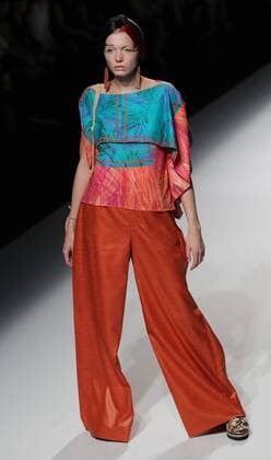 October 21, 2016, Tokyo, Japan - A model displays a creation of Japanese designer Yuma Koshino at her 2017 spring summer collection in Tokyo as a part of Japan Fashion Week on Friday, October 21, 2016.  (lwxa005635)