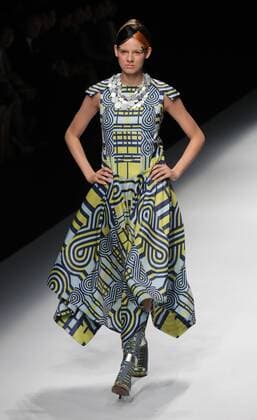 October 21, 2016, Tokyo, Japan - A model displays a creation of Japanese designer Yuma Koshino at her 2017 spring summer collection in Tokyo as a part of Japan Fashion Week on Friday, October 21, 2016.  (lwxa005652)