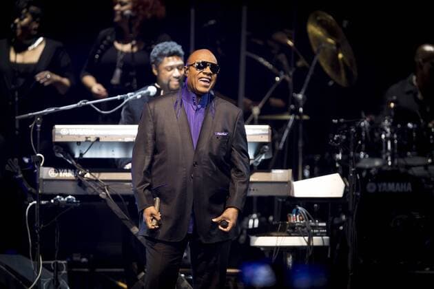 October 13, 2016 - St. Paul, MN, USA - Stevie Wonder performs at the Prince Tribute Concert at the Xcel Energy Center on Thursday, Oct. 13, 2016, in St. Paul, Minn. ( Minneapolis Star Tribune TNS) ORG XMIT: 1191664 St. Paul USA - ZUMAm42_ 20161013_zaf_m42_014