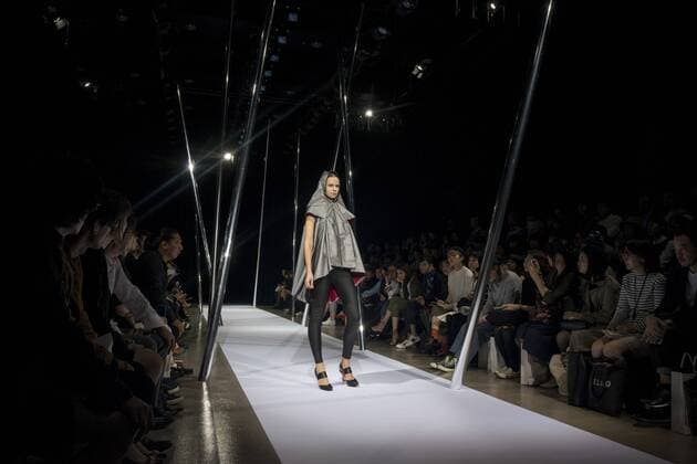 October 21, 2016 - Tokyo, Tokyo, Japan - A model presents a creation by designer Keiichiro Yuri for brand keiichirosense as part of Fashion Week Tokyo Spring Summer 2017. Tokyo Japan - ZUMAc166 20161021_zap_c166_023