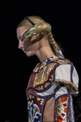 October 21, 2016 - Tokyo, Tokyo, Japan - A model presents a creation by designer Keiichiro Yuri for brand keiichirosense as part of Fashion Week Tokyo Spring Summer 2017. Tokyo Japan - ZUMAc166 20161021_zap_c166_015