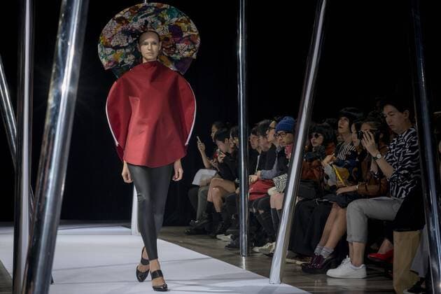 October 21, 2016 - Tokyo, Tokyo, Japan - A model presents a creation by designer Keiichiro Yuri for brand keiichirosense as part of Fashion Week Tokyo Spring Summer 2017. Tokyo Japan - ZUMAc166 20161021_zap_c166_004