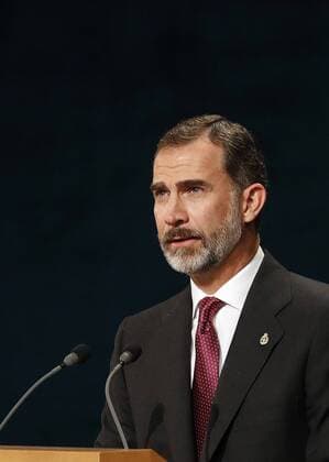 Prinzessin-von-Asturien-Preis Spain s King Felipe VI delivers his speech during the 36th edition of the Princess of Asturias Awards handover ceremony at the Campoamor Theatre in Oviedo, province of Asturias, northern Spain, 21 October 2016. Princess of Asturias Awards handover ceremony !ACHTUNG: NUR REDAKTIONELLE NUTZUNG!  GRA439 20161021-636126763923886634