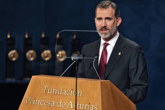 Prinzessin-von-Asturien-Preis Spain s King Felipe VI delivers his speech during the 36th edition of the Princess of Asturias Awards handover ceremony at the Campoamor Theatre in Oviedo, province of Asturias, northern Spain, 21 October 2016. Princess of Asturias Awards handover ceremony !ACHTUNG: NUR REDAKTIONELLE NUTZUNG!  GRA439 20161021-636126806405293173