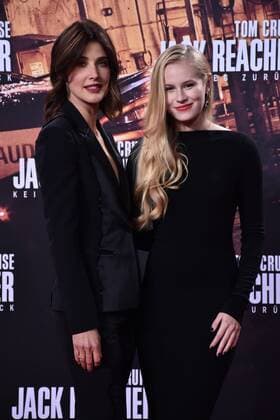 Cobie Smulders und Danika Yarosh bei der Jack Reacher: Kein Weg zurück Film Premiere am 21.10.2016 in Berlin Jack Reacher: Never Go Back Filmpremiere in Berlin, 2016 