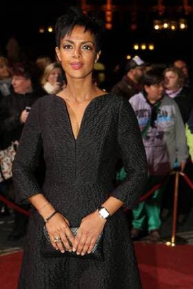 21.10.2016, Frankfurt, Alte Oper, roter Teppich Red Carpet beim Hessischer Film- und Kinopreis 2016 Schauspielerin Dennenesch Zoudé