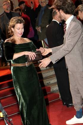 21.10.2016, Frankfurt, Alte Oper, roter Teppich Red Carpet beim Hessischer Film- und Kinopreis 2016 Margarita Broich Preisträgerin beste Schauspielerin mit ihrem Sohn Franz Broich-Wuttke