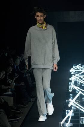 October 22, 2016 - Tokyo, Tokyo, Japan - A model presents a creation by designer Keisuke Imazaki for brand Plastictokyo as part of Fashion Week Tokyo Spring Summer 2017. Tokyo Japan - ZUMAc166 20161022_zap_c166_032