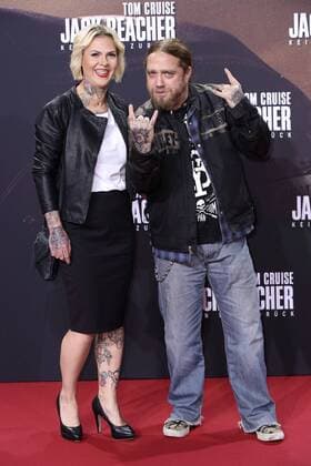 Martin Kesici mit Lola Montez bei der Premiere des Kinofilms Jack Reacher: Kein Weg zurück Jack Reacher: Never Go Back im CineStar Sony Center. Berlin, 21.10.2016 Foto:xB.xKriemannx xFuturexImage