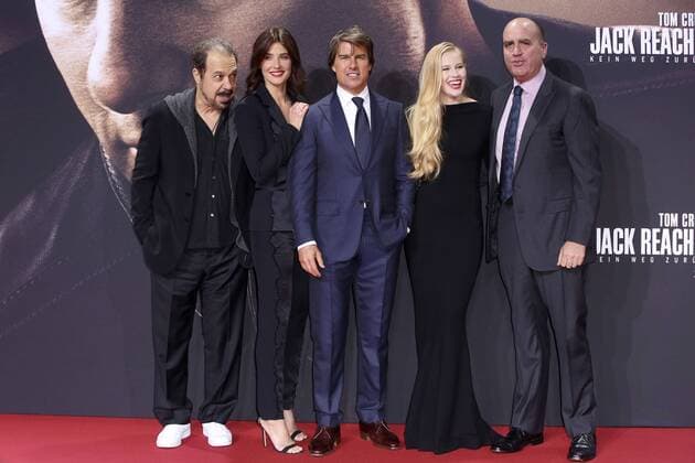 Edward Zwick, Cobie Smulders, Tom Cruise, Danika Yarosh und Don Granger bei der Premiere des Kinofilms Jack Reacher: Kein Weg zurück Jack Reacher: Never Go Back im CineStar Sony Center. Berlin, 21.10.2016 Foto:xB.xKriemannx xFuturexImage