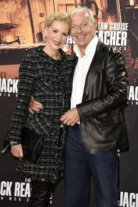 Jo Groebel mit Gattin Grit Weiss bei der Premiere des Kinofilms Jack Reacher: Kein Weg zurück Jack Reacher: Never Go Back im CineStar Sony Center. Berlin, 21.10.2016 Foto:xF.xKernx xFuturexImage