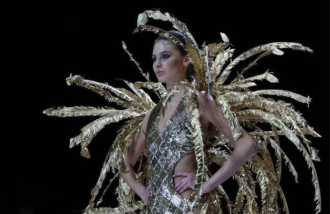 MOSCOW, RUSSIA - OCTOBER 21, 2016: A model showcases creations during a runway show for the Spring Summer 2017 collection by Russian fashion brand Alla Couture at the 2016 Moscow Fashion Week, at Moscow s Gostiny Dvor Shopping and Exhibition Centre. Artyom Geodakyan TASS  TS03531B