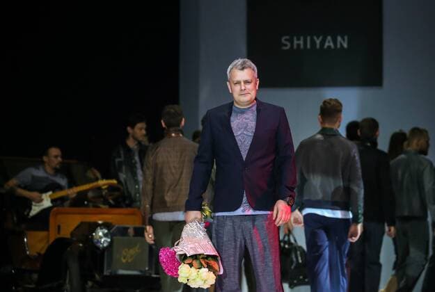MOSCOW, RUSSIA - OCTOBER 21, 2016: Russian fashion designer Ilya Shiyan during a runway show for his Spring Summer 2017 collection at the 2016 Moscow Fashion Week, at Moscow s Gostiny Dvor Shopping and Exhibition Centre. Artyom Geodakyan TASS  TS035316