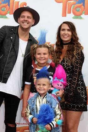 LOS ANGELES - OCT 23: Andrew Slyfox, Caspian Slyfox, Jaedyn Skyfox, Hannah Slyfox at the Trolls Premiere at Village Theater on October 23, 2016 in Westwood, CA  Copyright: xKathyxHutchinsx xIPAx
