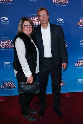 Stuttgart, Germany, Stage Apollo Theater, 23.10.2016, Deutschlandpremiere des Musical Mary Poppins, Guido Buchwald mit Frau Silvia ( DeFodi515