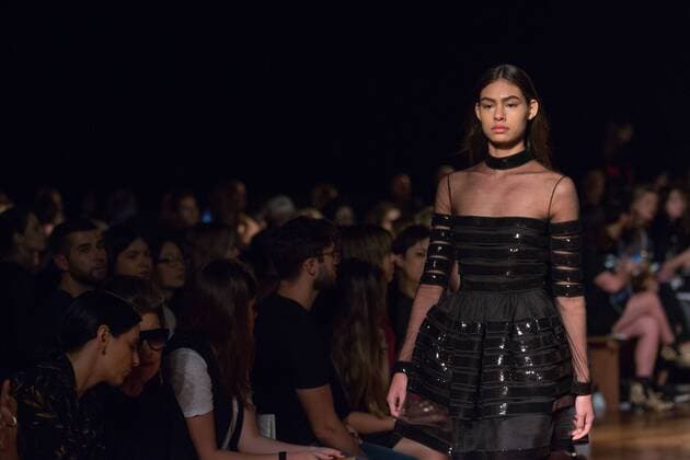 October 24, 2016 - Sao Paulo, Brazil - Model presents creation by Reinaldo Lourenco, during the Sao Paulo Fashion Week, winter 2017 edition, this Monday, in Sao Paulo, Brazil. Sao Paulo Brazil - ZUMAl146 20161024_zaf_l146_050