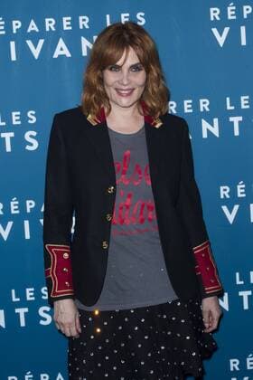 Emmanuelle Seigner CELEBRITIES : Filmpremiere Reparer les Vivants - 24 10 2016 JBAutissier Panoramic 