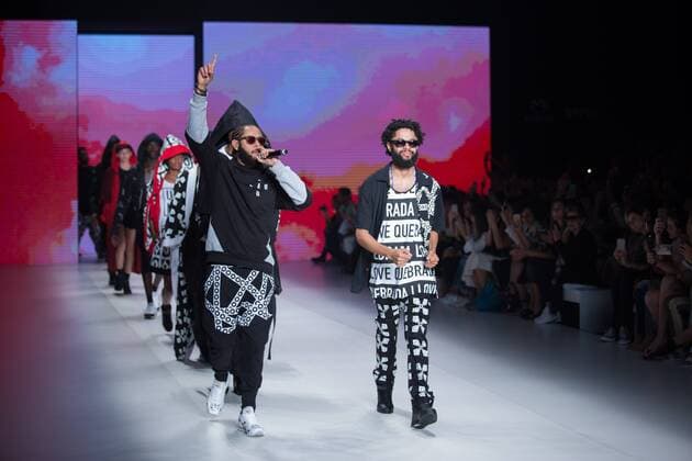 October 24, 2016 - Sao Paulo, Brazil - Model presents creation by LAB, during the Sao Paulo Fashion Week, winter 2017 edition, this Monday, in Sao Paulo, Brazil. Sao Paulo Brazil - ZUMAl146 20161024_zaf_l146_115