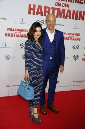Heiner Lauterbach mit Ehefrau Viktoria Weltpremiere Willkommen bei den Hartmanns Kino Film Fernsehen Mathäser Filmpalast München 25. Oktober 2016