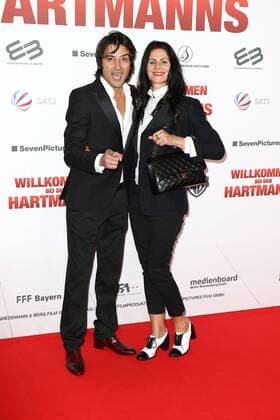 Adrian Can mit Freundin, Filmpremiere Willkommen bei den Hartmanns im Mathaeser Filmpalast in Muenchen am 25.10.2016