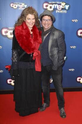 Hennes Bender mit Ehefrau Fritzi bei der Verleihung des Deutschen Comedypreises 2016 im Coloneum. Köln, 25.10.2016 Foto:xS.xGabschx xFuturexImage
