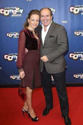 Wolfram Kons mit Ehefrau Alexa Apermann bei der Verleihung des Deutschen Comedypreises 2016 im Coloneum. Köln, 25.10.2016 Foto:xS.xGabschx xFuturexImage
