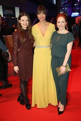 Julia Hartmann, Susan Hoecke und Jasmin Schwiers bei der Verleihung Der Deutsche Comedypreis 2016 am 25.10.2016 in Koeln Deutscher Comedypreis 2016 in Koeln 
