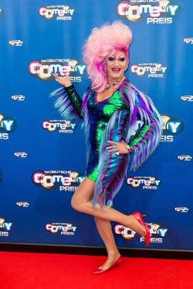 Koeln, Germany 26.10.2016, Deutscher Comedypreis 2016, Olivia Jones auf dem roten Teppich ( DeFodi001