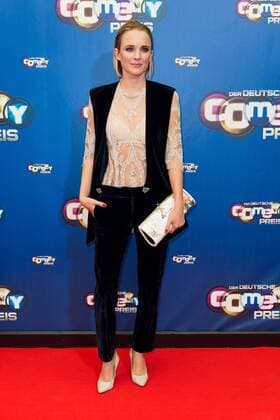 Koeln, Germany 26.10.2016, Deutscher Comedypreis 2016, Annie Hoffmann auf dem roten Teppich ( DeFodi001